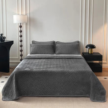 Velvet Quilted Bedspread Set