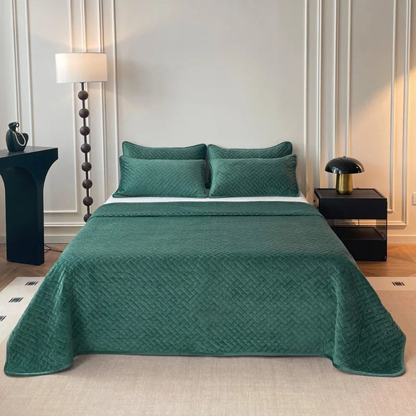 Velvet Quilted Bedspread Set